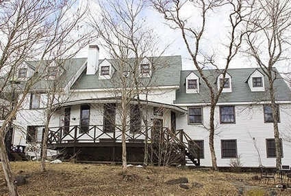 ペンション ラ・ベルデューラ全景