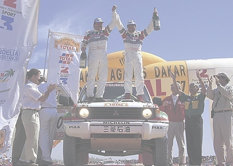 パリダカラリー優勝 篠塚建次郎