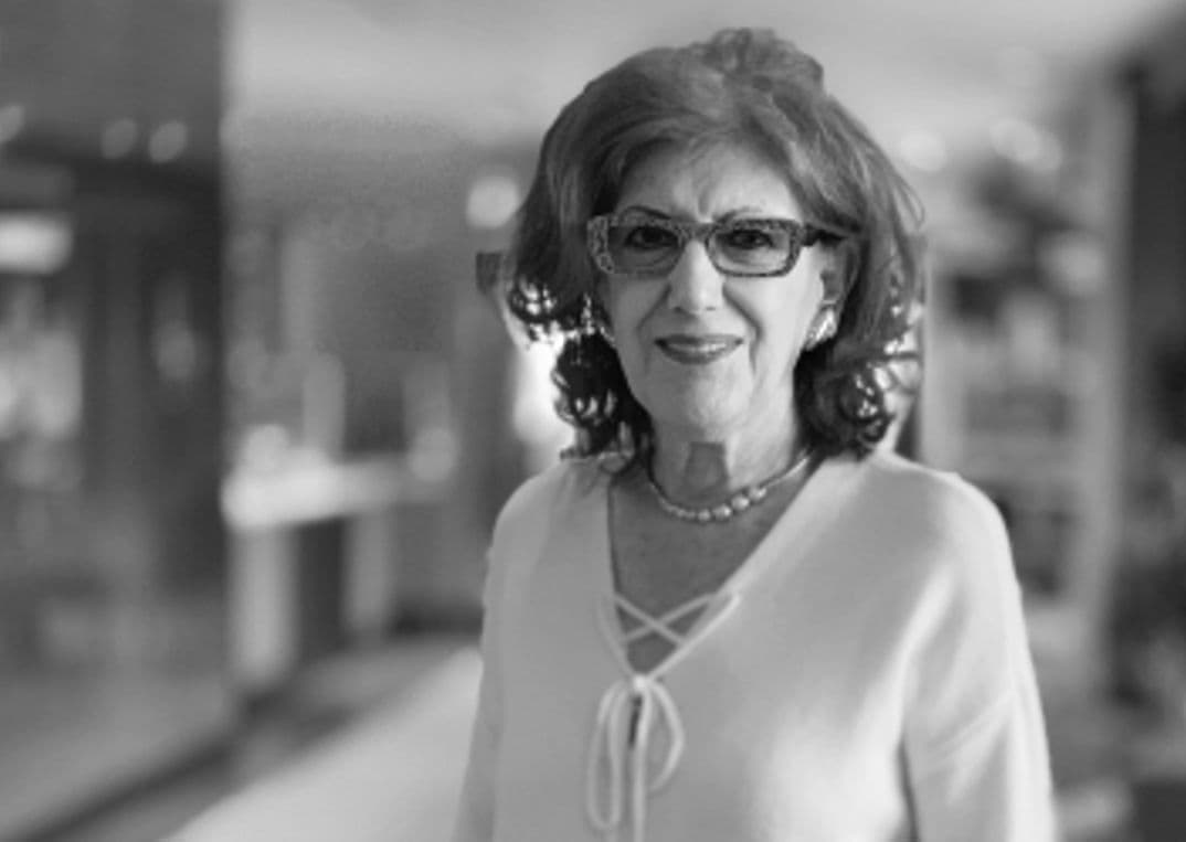 元スタンフォード大学教授 Dr. Joan McConnell