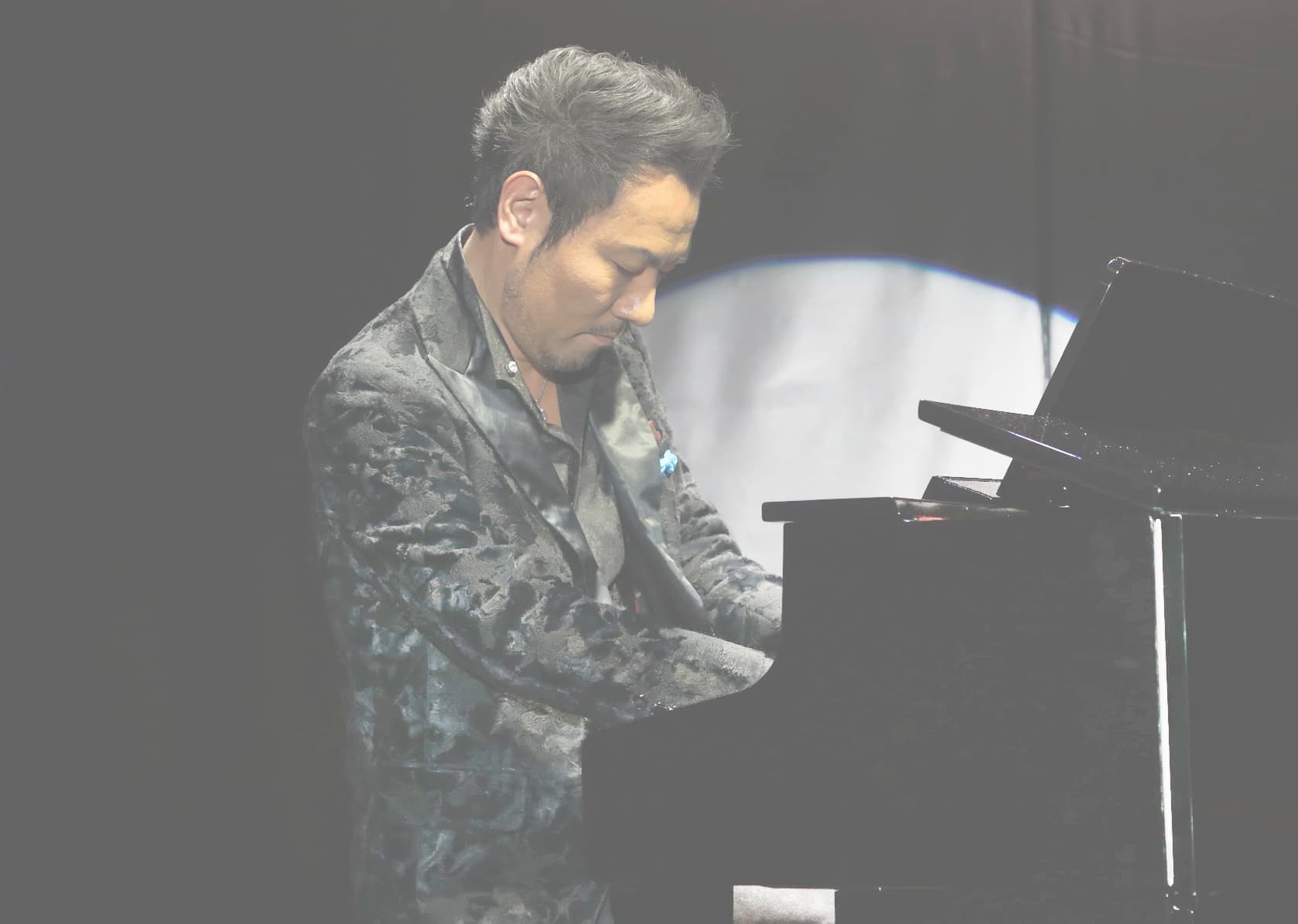 ピアニスト 西川 悟平