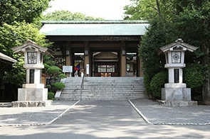 東郷神社の遠景