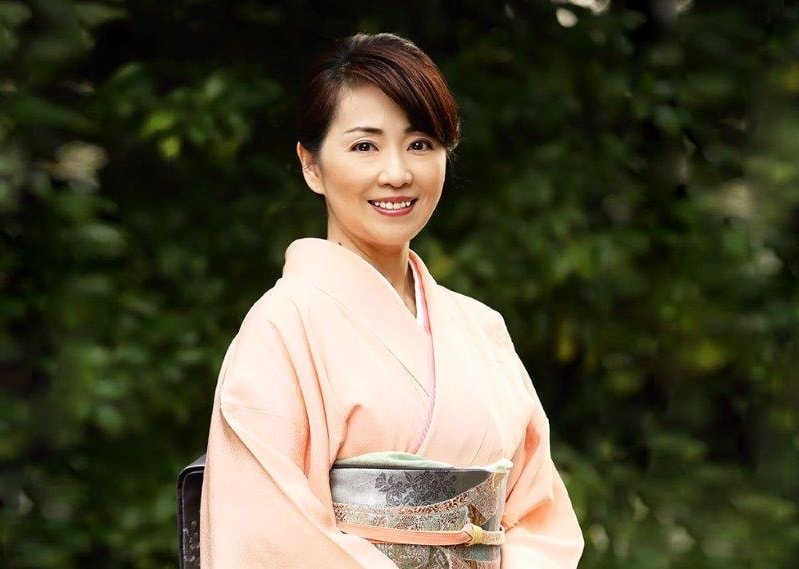 生田流琴曲師範　長谷川一粋様